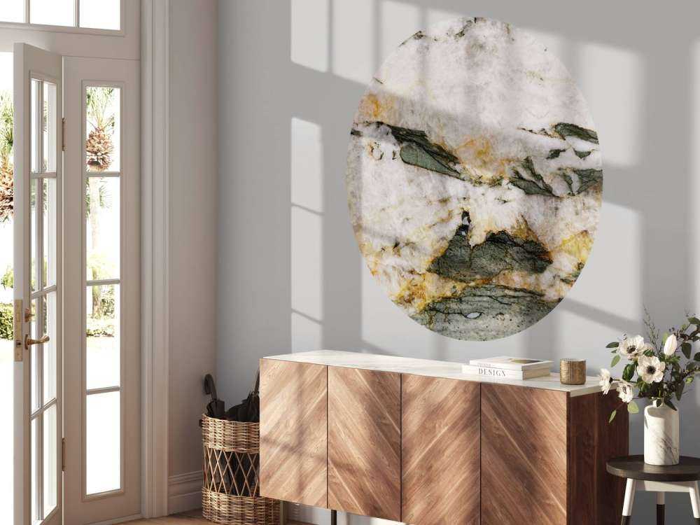 Hvid marmor med grønne elementer