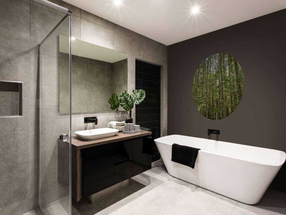 Tynne trær i skogen