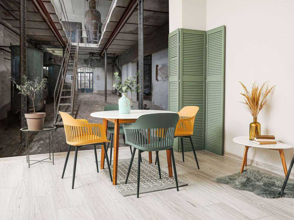 Forlatt gammel fabrikk