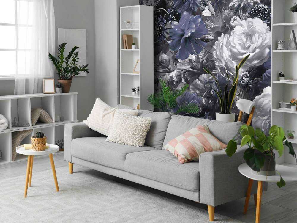 Stort blomsterarrangemang med vallmo Blå