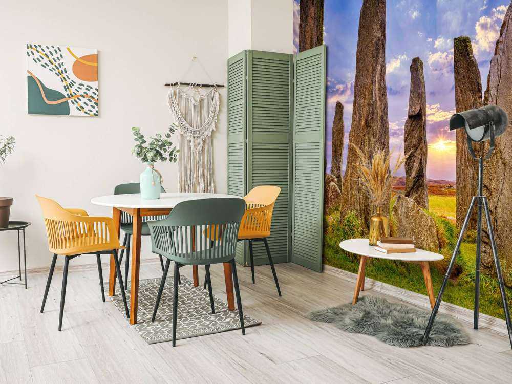 Stående sten ved solnedgang