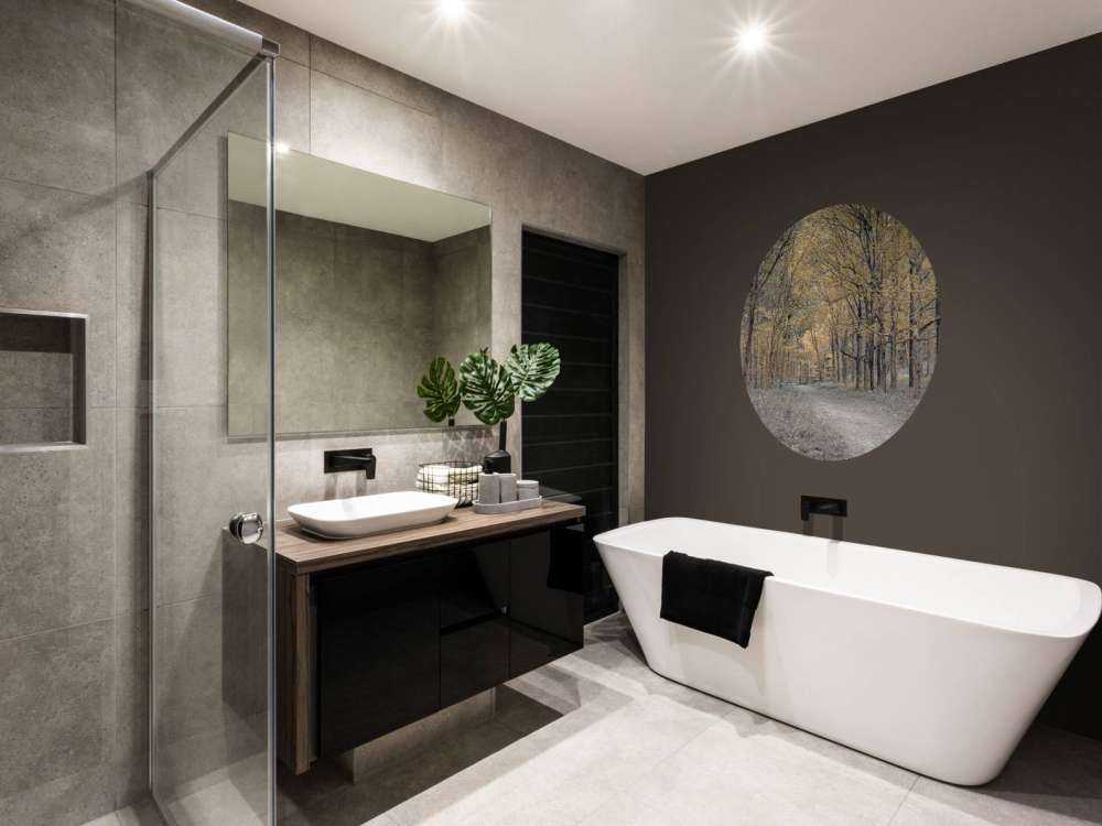 Skovvej i efteråret