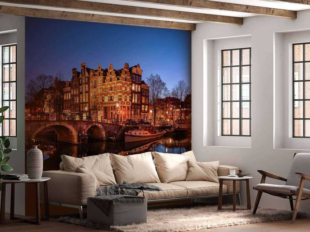 Opplyste hus langs kanalene