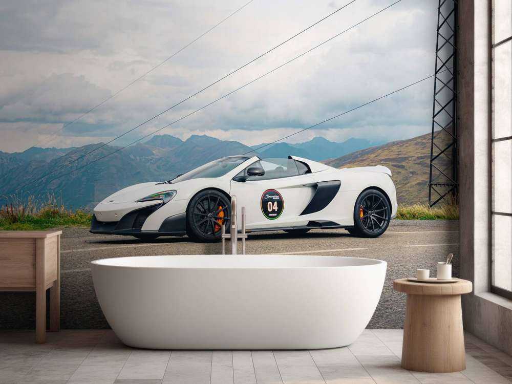 McLaren 675LT Spider Bergpanorama