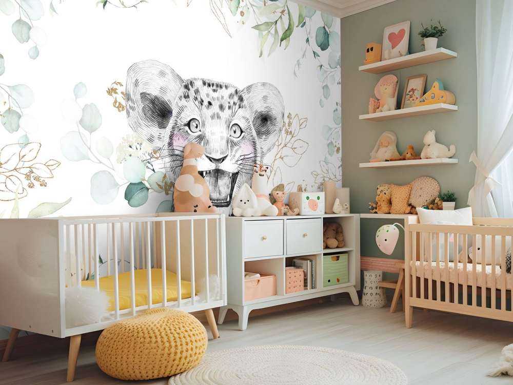 Løveunge med mynteblader