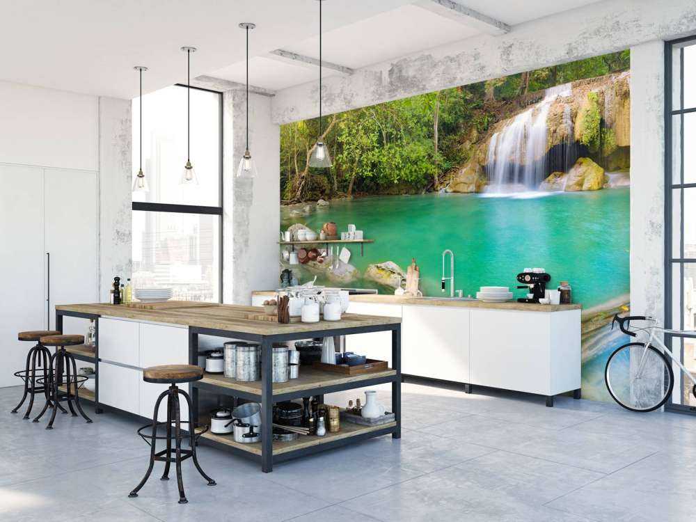 Vakker foss i Thailand