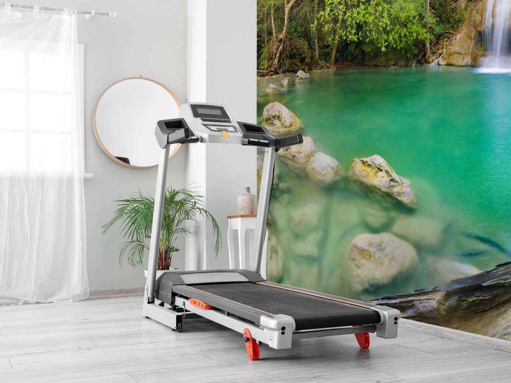 Vakker foss i Thailand