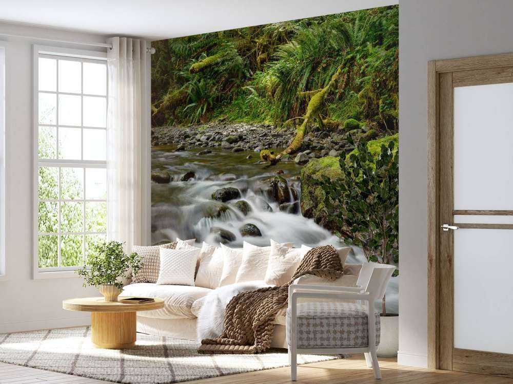 Grønn stein med elv