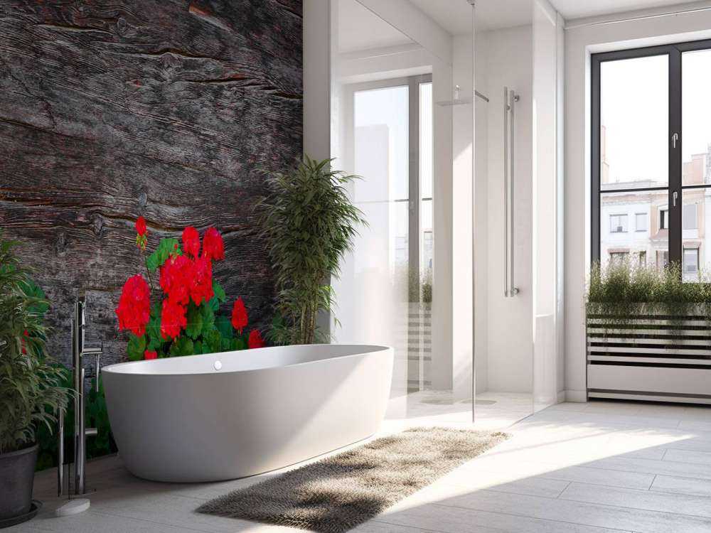 Vädrat trä med blommor