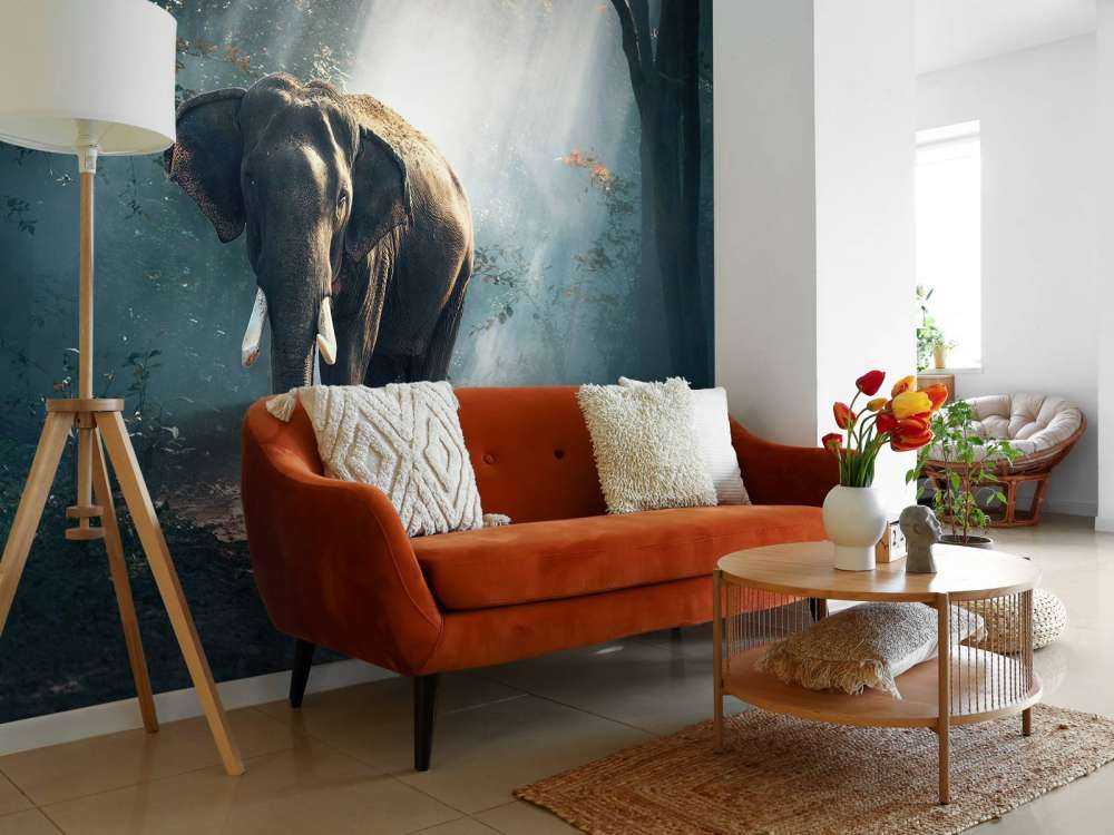 Elefant i en djungel