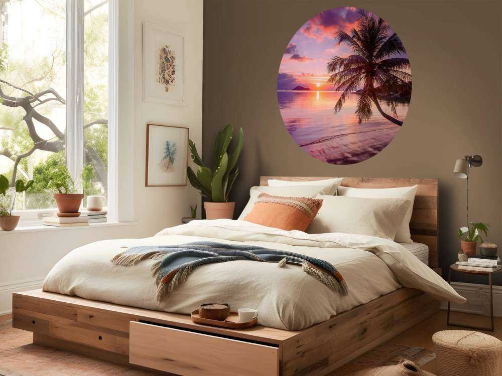 Palme vid solnedgång