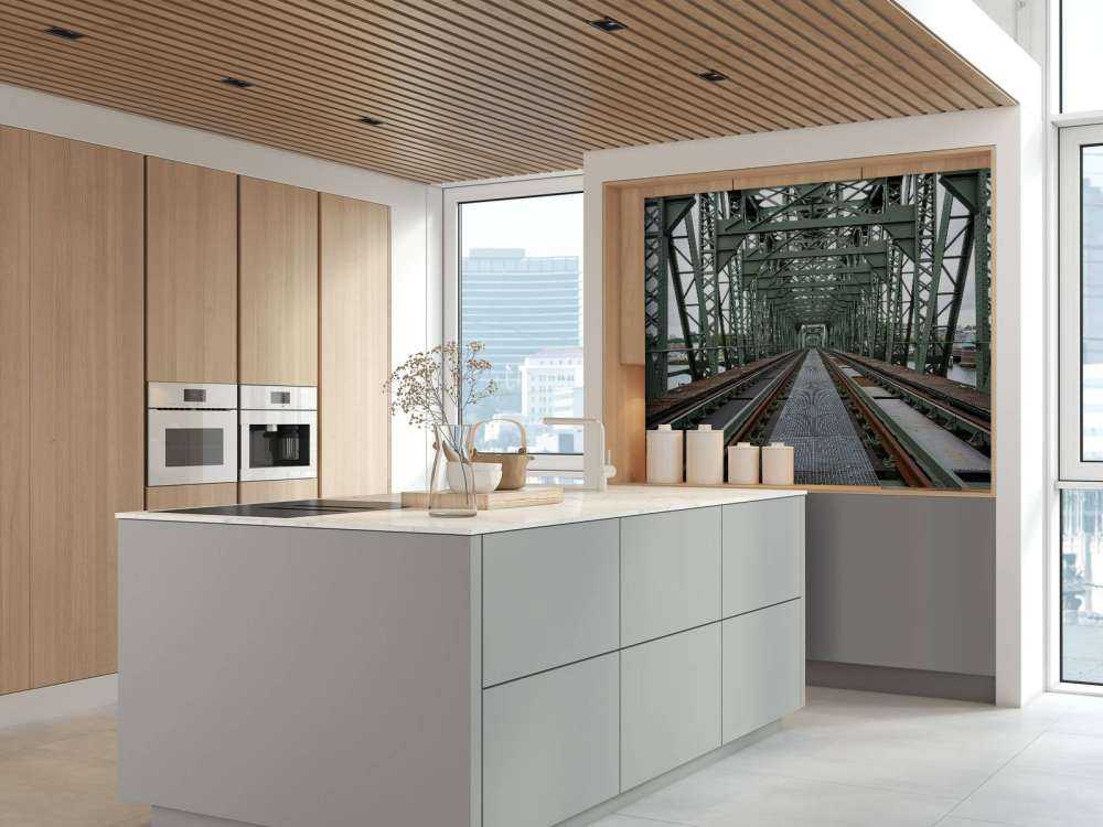 Monumental jernbanebro De Hef i Rotterdam  