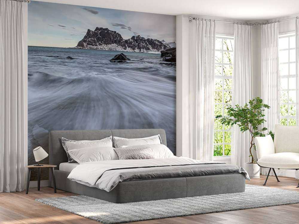 Uttakleiv beach