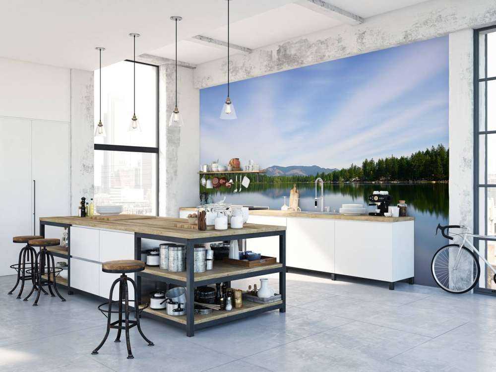 Refleksion i søen