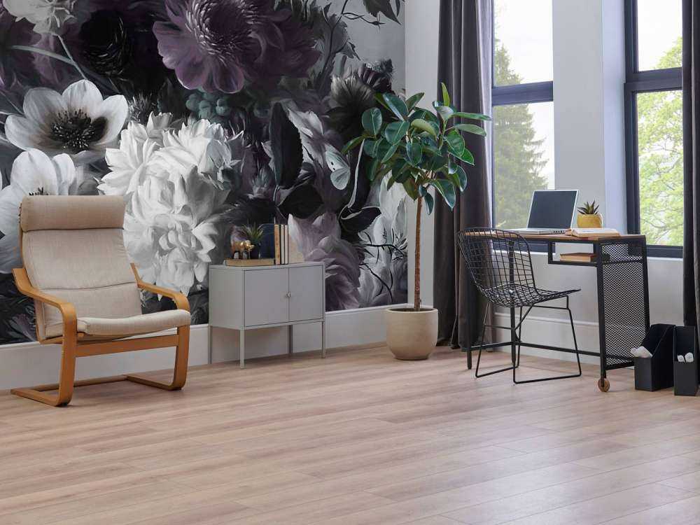 Stort bukett med anemoner Lilla