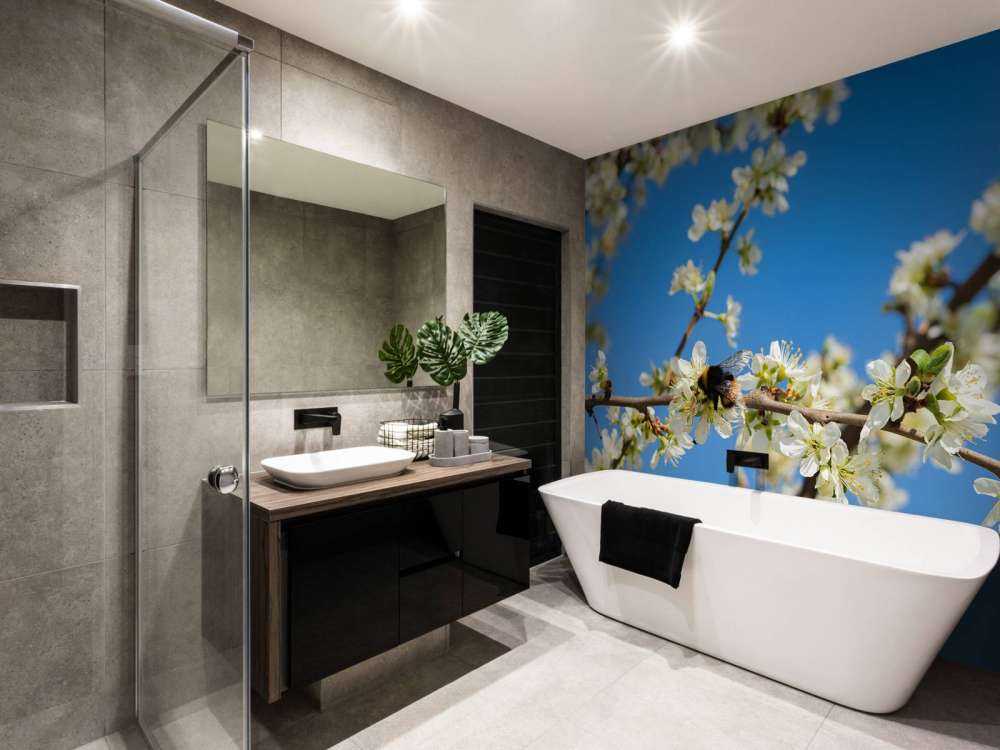 Humle med hvite blomster