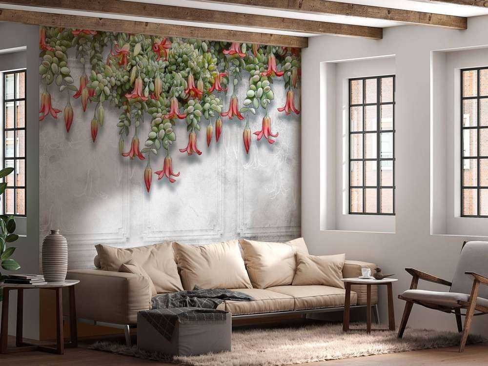 Eksotiske blomster på betong