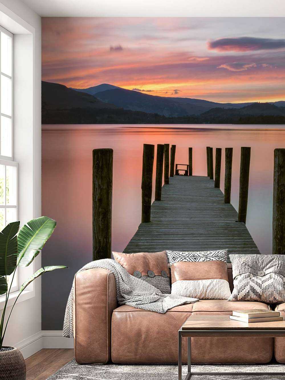 Stillas ved rosa solnedgang