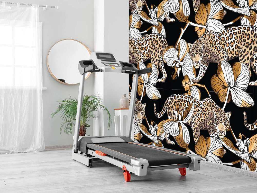 Jaguarer mellan orkidéer