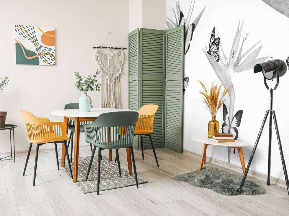 Fjärilar på paradisfågelblommor