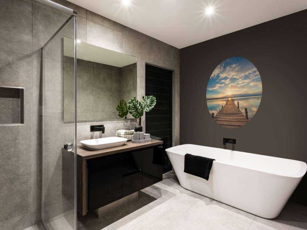 Anløbsbro ved søen