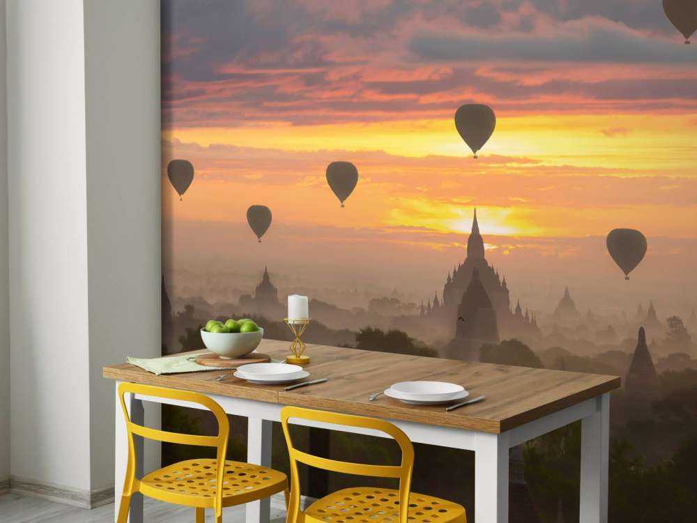 Bagan balloons flying over the ancient temples