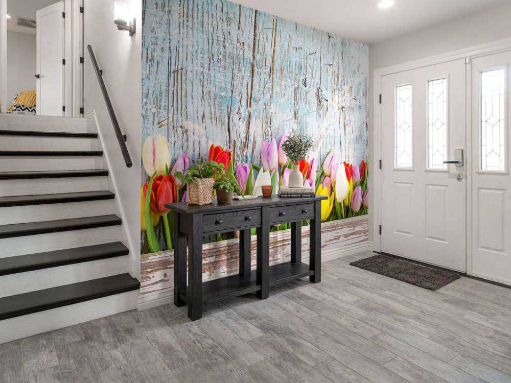 Tulipaner med træ