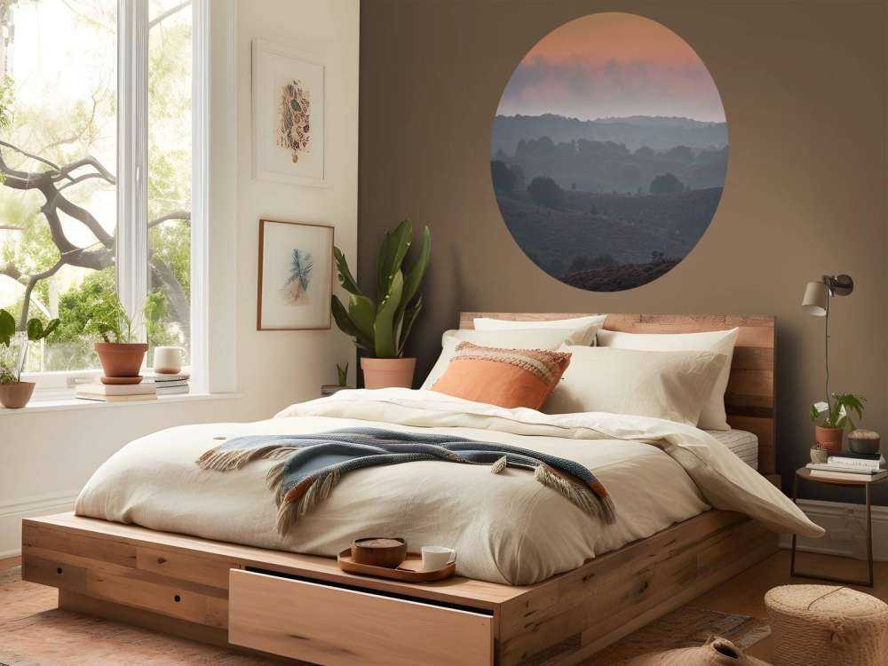 Tåket soloppgang på heia