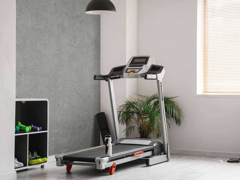 Sprekker i gammel stukkatur