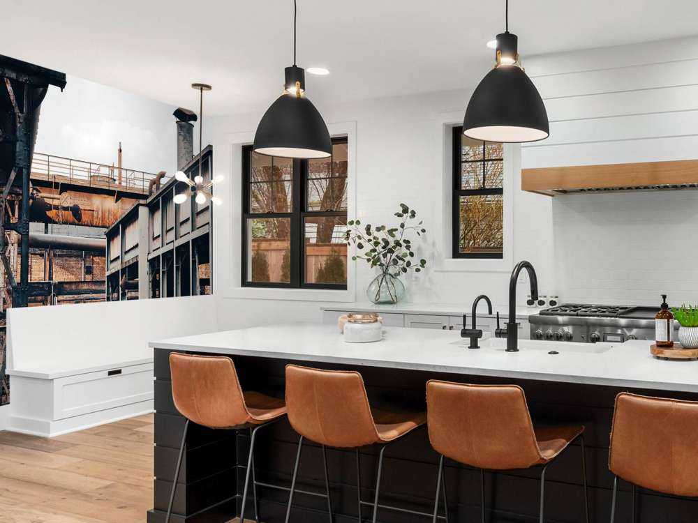 Skinner på gammel fabrikk