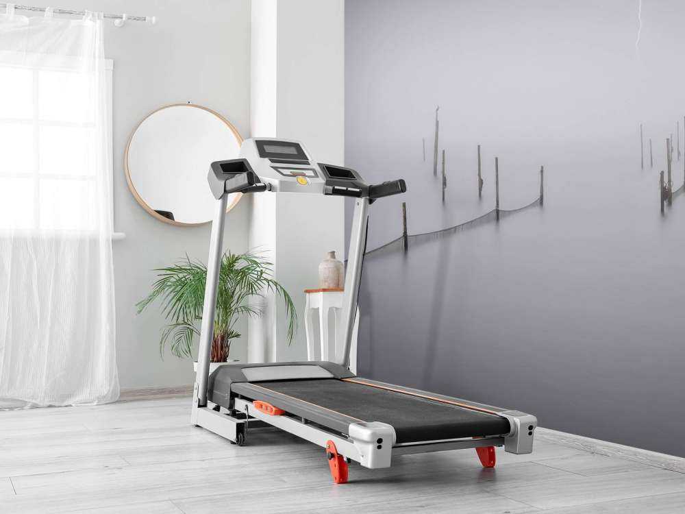 Fiskenet med tåge og tordenvejr