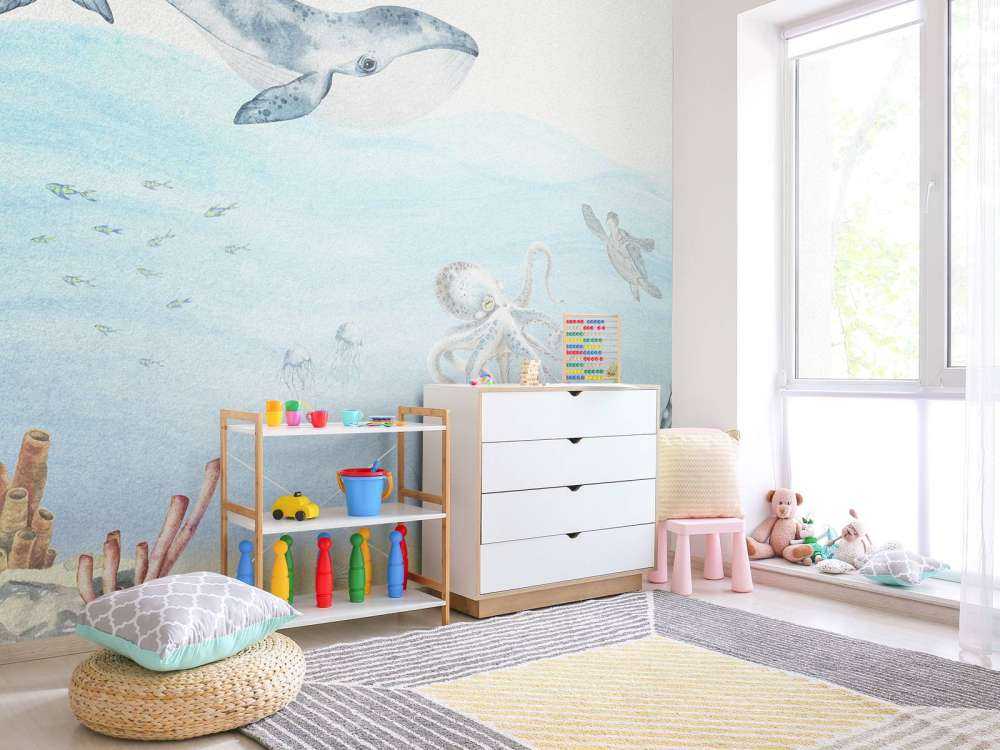 Undervattensvärld med en val