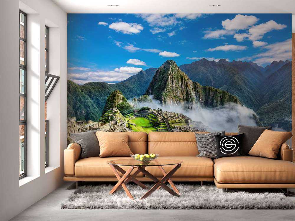 Machu Picchu i tåken