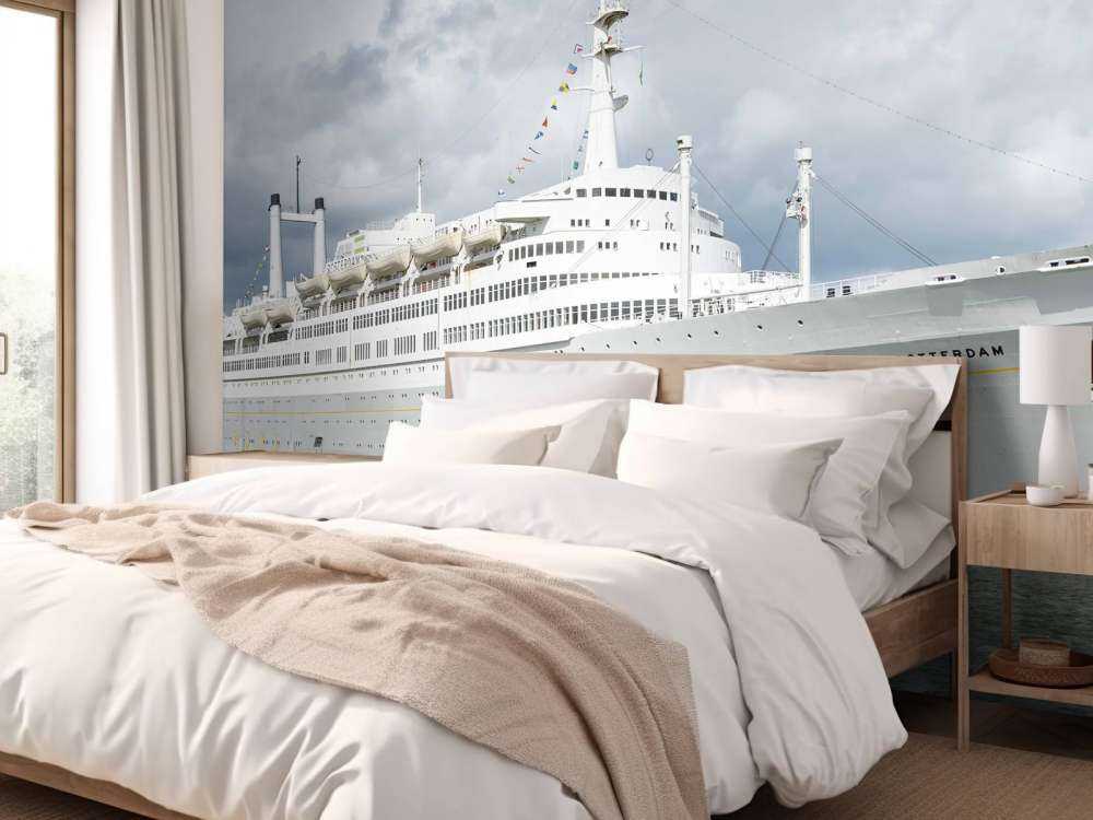 Stilfull havmonster i havnen