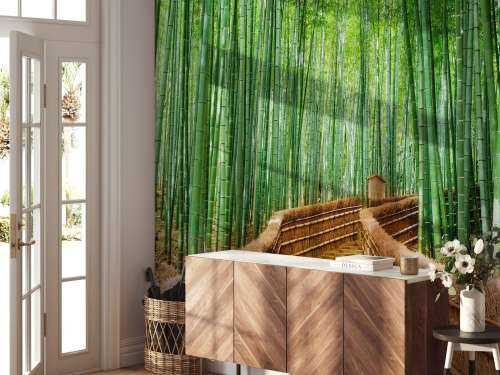 Trappe mellem bambusplanter