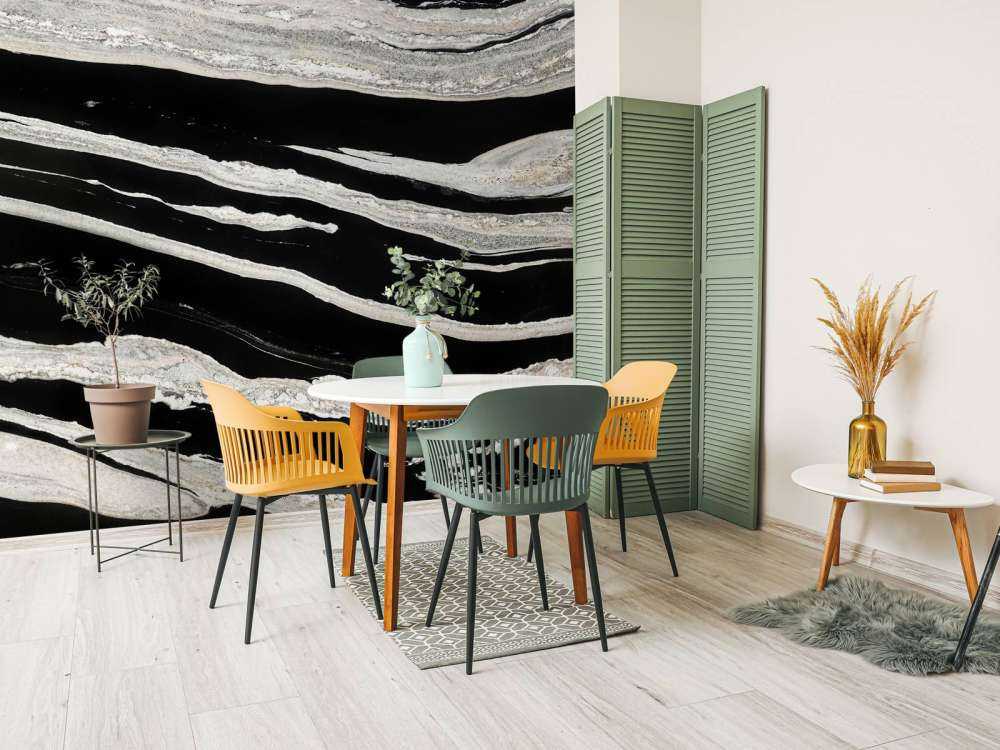 Svart marmor med hvite årer