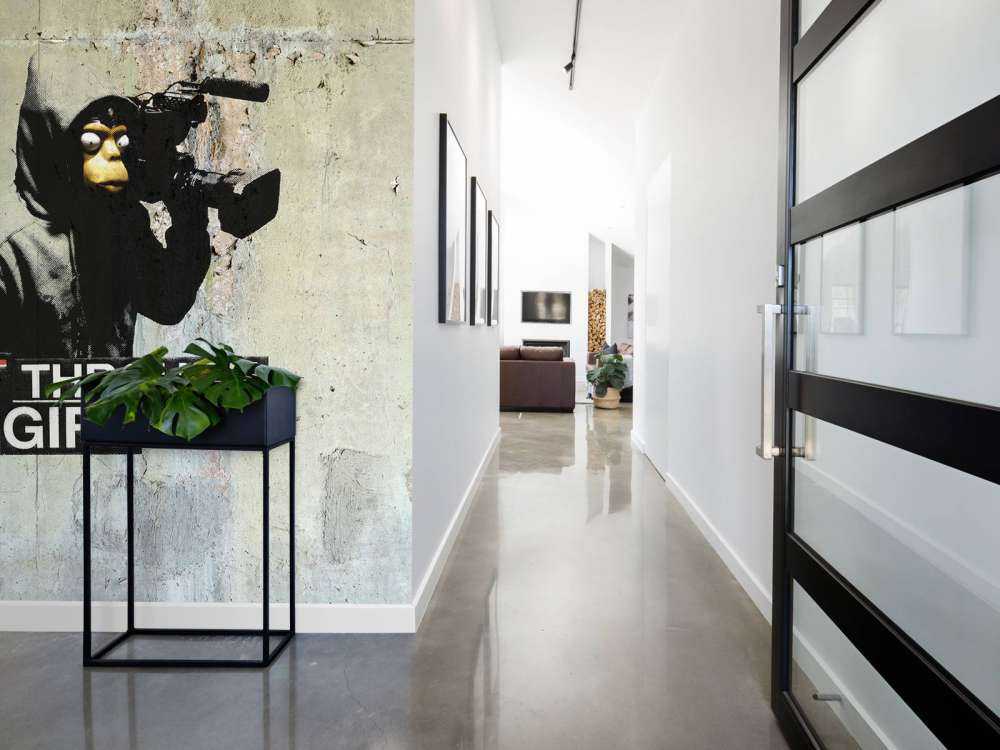 Banksy - ETTGS, raw concrete