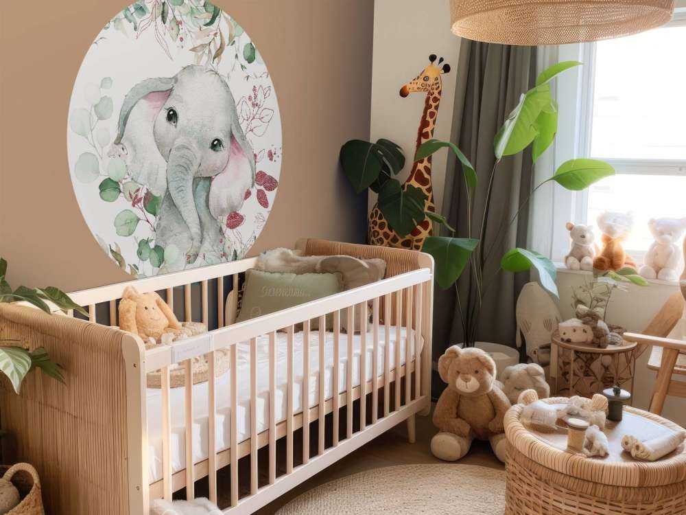 Elefantbebis med mint och rosa blad