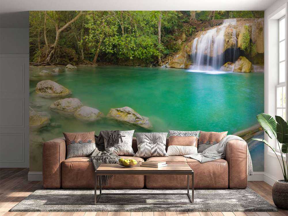 Vakker foss i Thailand