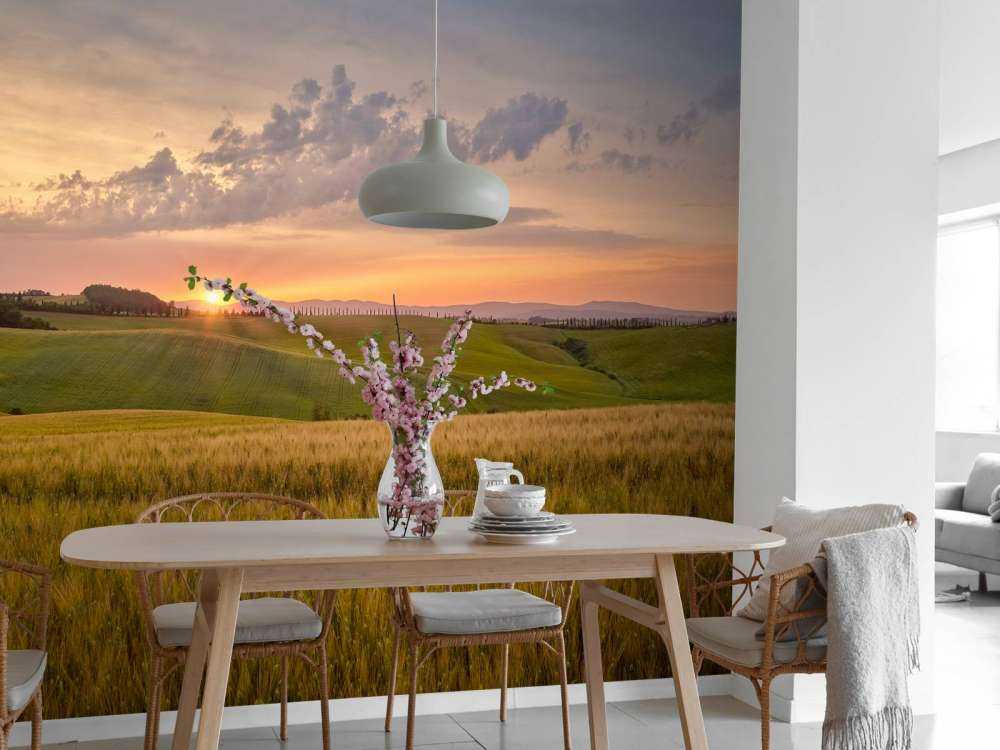 Solnedgang i italiensk landskap