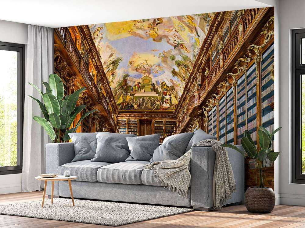 Historisk bibliotek i varmt tre