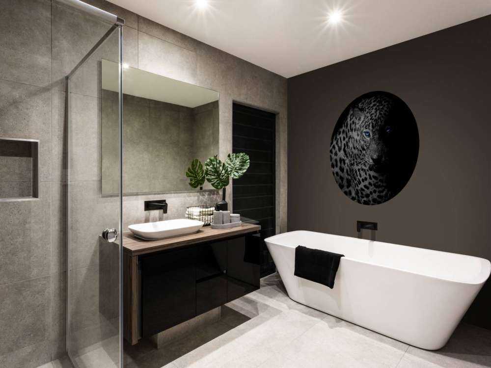 Leopard på svart tapet