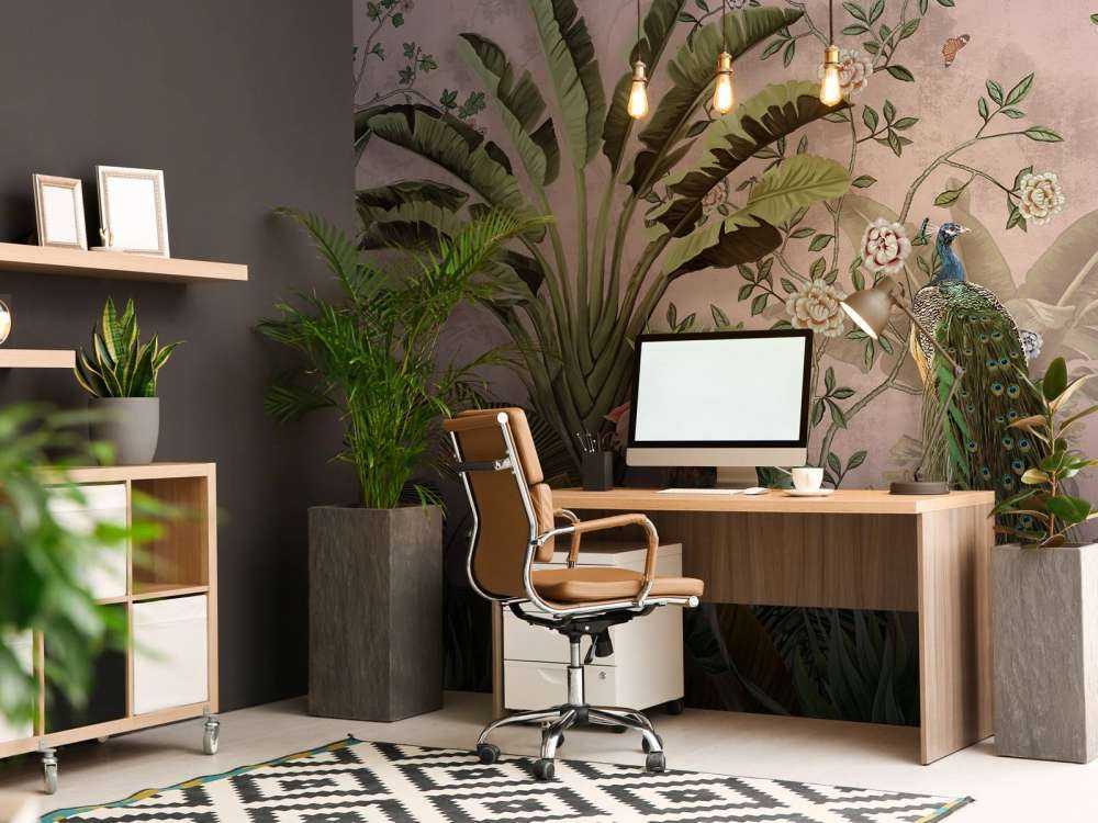 Påfugl i Tropisk Skønhed