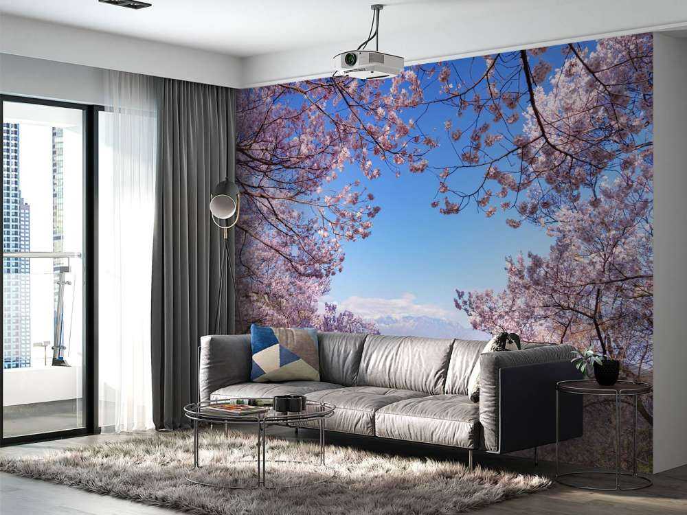 Rosa blommor med berg