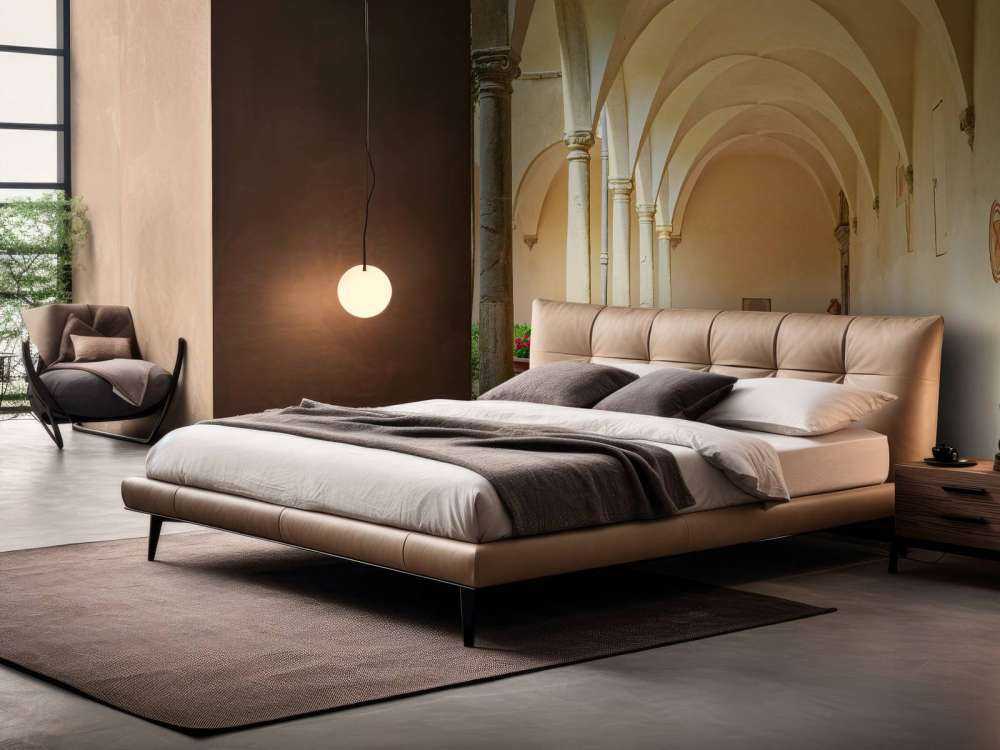 Gårdsplass med buer og planter