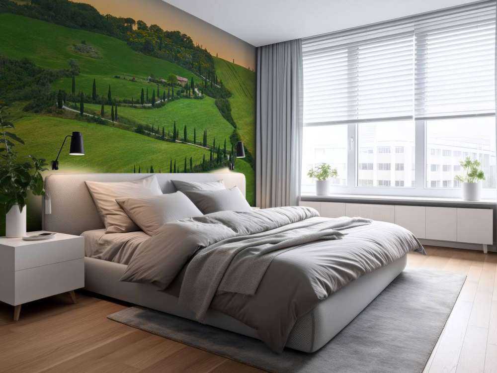 Svingete vei med sypresser