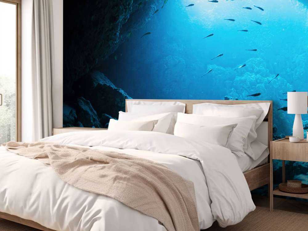 Ubåtgrotte med fisk