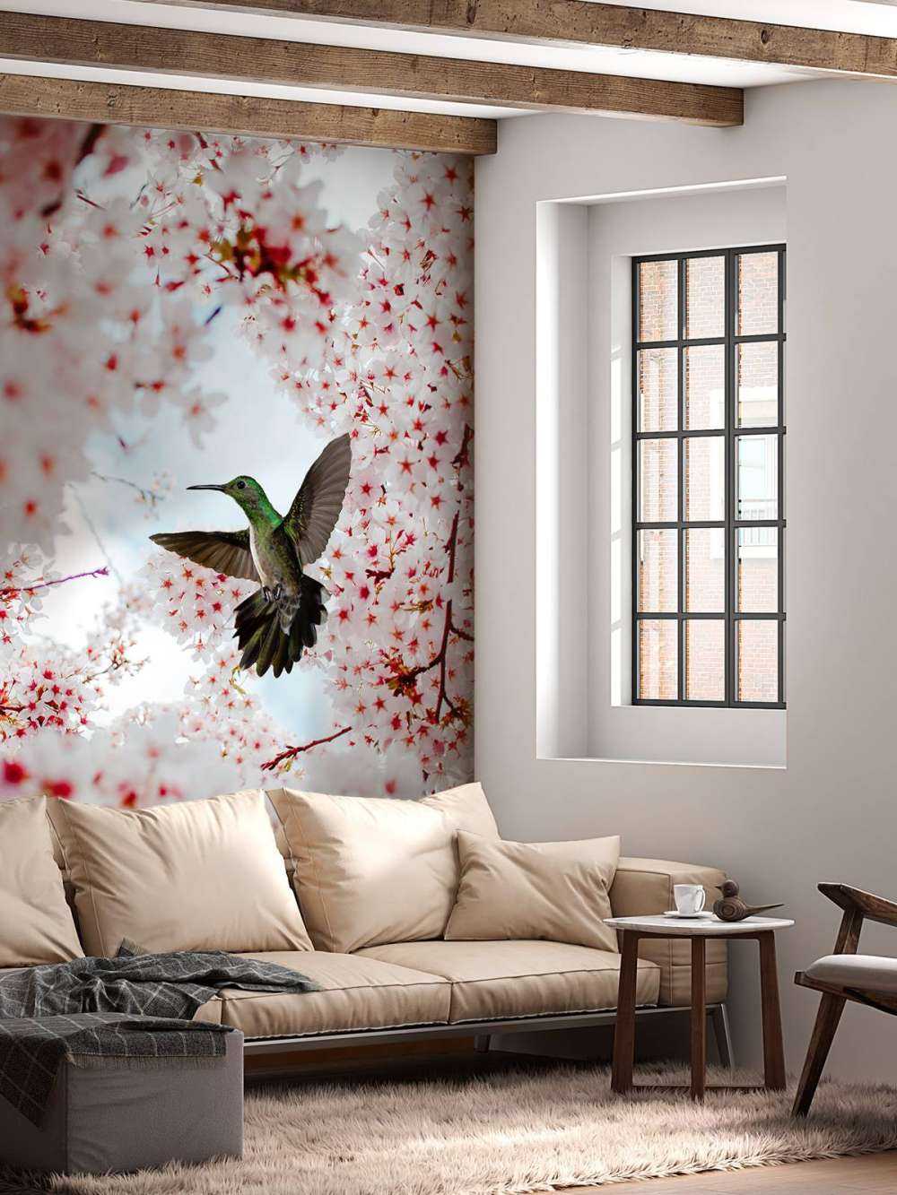 Kolibri mellem blomsterne