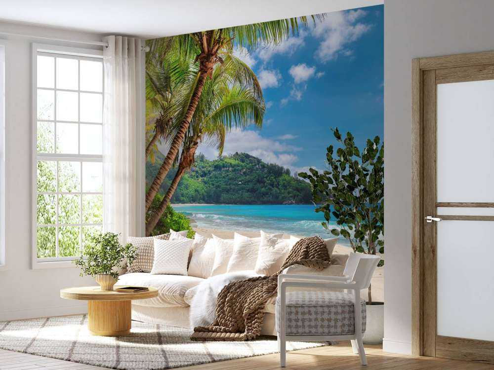 Smuk strand med palmer