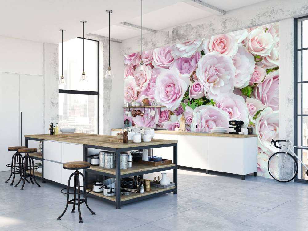 Färgglada vita och rosa rosor